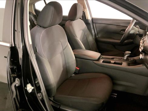 Used 2025 Nissan Sentra S FWD image 7