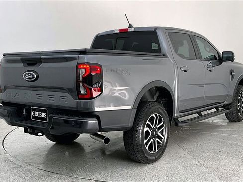 Used 2025 Ford Ranger Lariat w/ Trailer Tow Package image 2