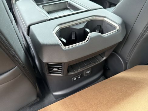 New 2026 Toyota Tundra Limited AWD/4WD image 15