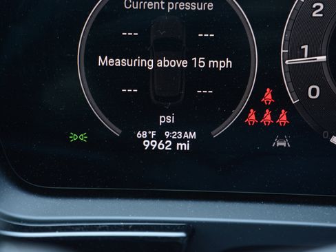 Certified 2024 Porsche Cayenne S AWD/4WD image 19