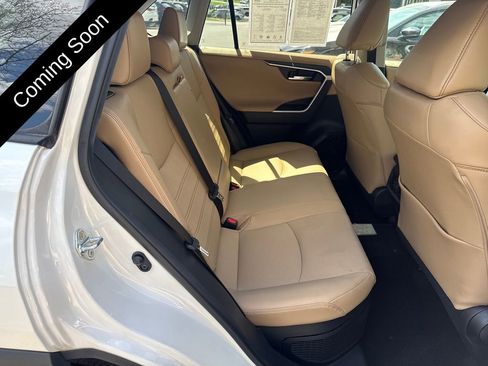 Used 2021 Toyota RAV4 Limited image 54