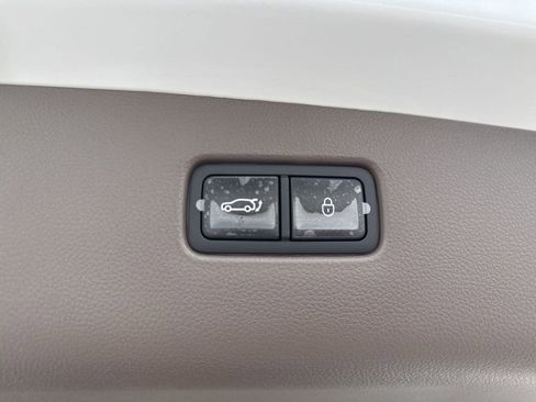 New 2026 Genesis GV70 2.5T Advanced AWD/4WD image 30