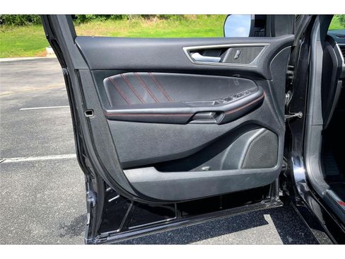 Used 2023 Ford Edge ST-Line AWD/4WD image 22