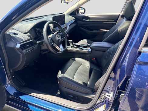 Certified 2023 Nissan Altima 2.0 SR FWD image 18