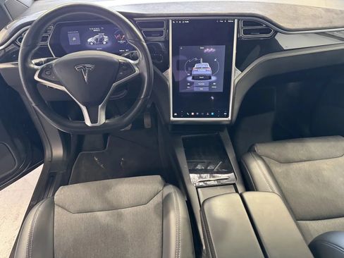 Used 2017 Tesla Model X AWD/4WD image 11