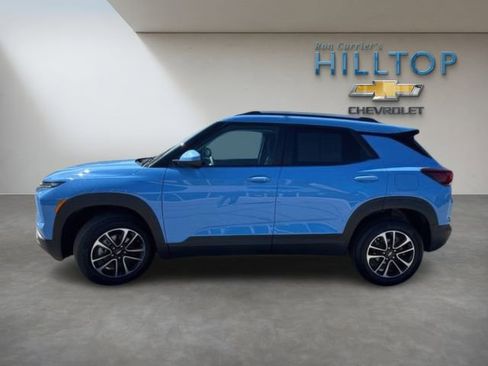 Used 2024 Chevrolet TrailBlazer LT w/ Convenience Package AWD/4WD image 11
