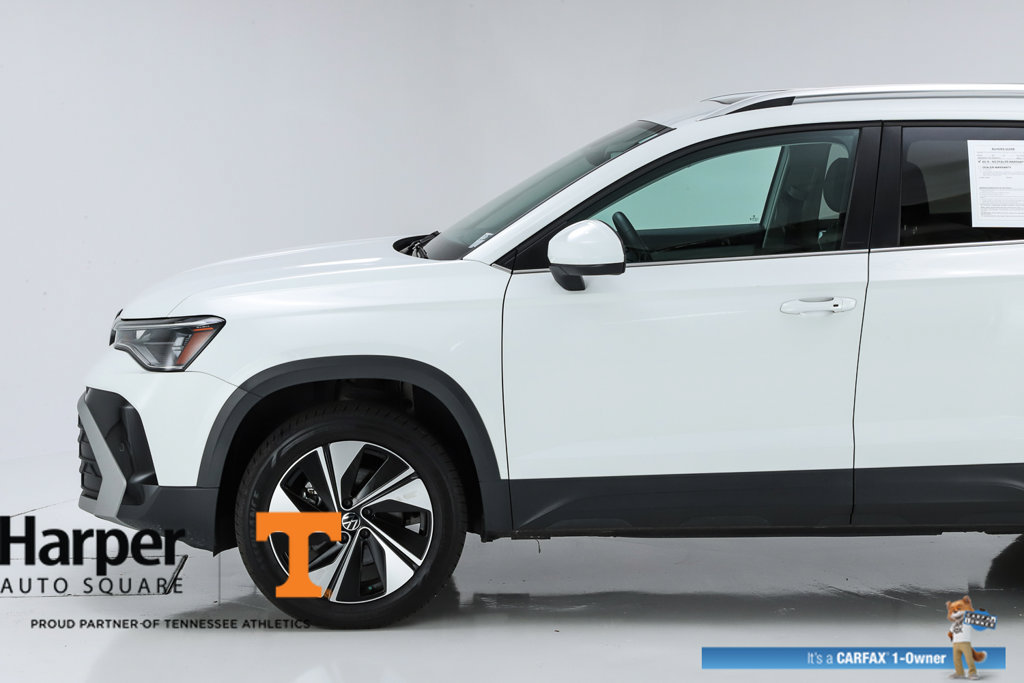 Used 2025 Volkswagen Taos SE w/ Panoramic Sunroof Package AWD/4WD image 41