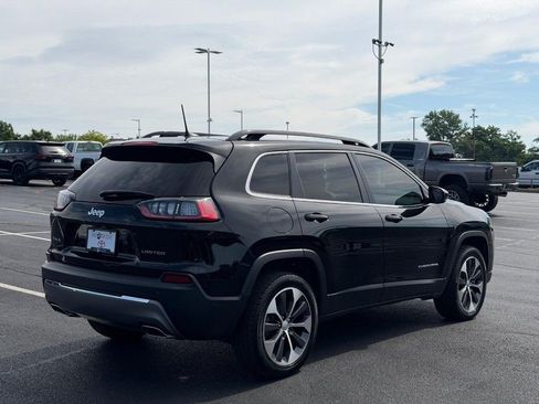 Used 2022 Jeep Cherokee Limited w/ Elite Package AWD/4WD image 3