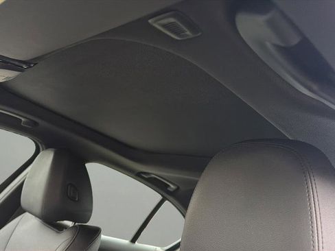 Used 2020 BMW 330i xDrive Sedan w/ Driving Assistance Package image 12