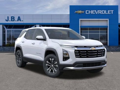 New 2026 Chevrolet Equinox LT w/ Safety and Technology Package image 8