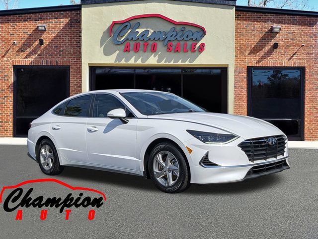 Used 2023 Hyundai Sonata SE FWD image 1