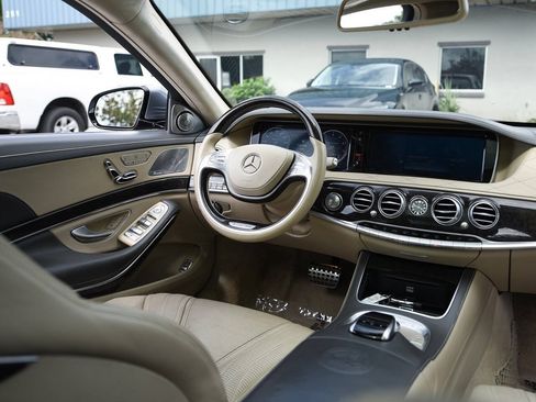 Used 2015 Mercedes-Benz S 63 AMG 4MATIC Sedan w/ Executive Rear Seat Package image 20