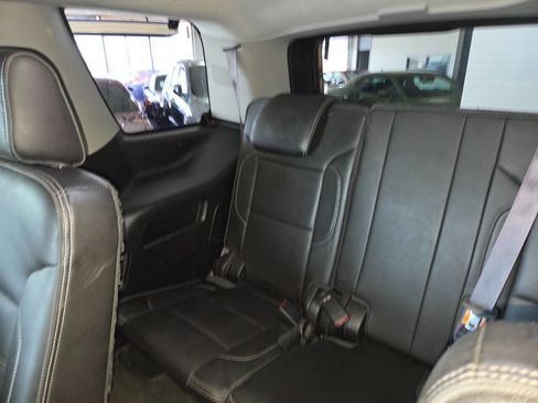 Used 2017 GMC Yukon Denali w/ Open Road Package AWD/4WD image 24