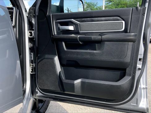 Used 2020 RAM 2500 Lone Star w/ Night Edition image 21