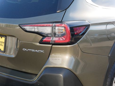 Used 2024 Subaru Outback Premium image 17