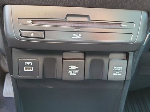 Used 2021 Honda Odyssey Touring image 34