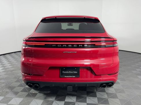 Certified 2026 Porsche Cayenne E-Hybrid Coupe AWD/4WD image 10