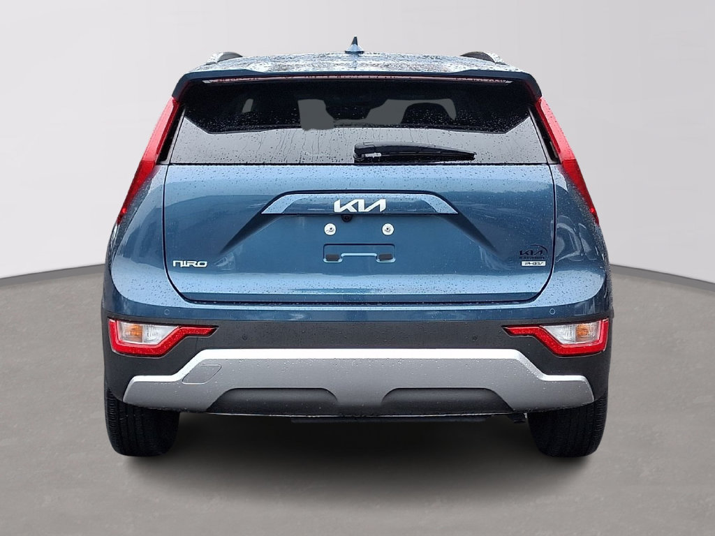 Certified 2025 Kia Niro EX w/ EX Cold Weather Package FWD image 5