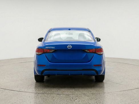 Used 2025 Nissan Sentra SV image 7
