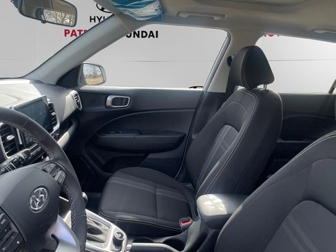 New 2026 Hyundai Venue SEL FWD image 13