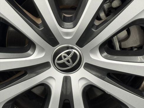 Certified 2020 Toyota Prius Prime Limited image 16