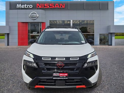 New 2026 Nissan Rogue SV image 2