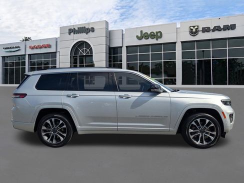 Certified 2023 Jeep Grand Cherokee L Overland image 2
