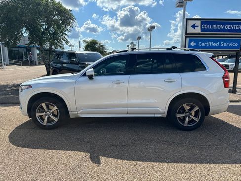 Used 2016 Volvo XC90 T5 Momentum FWD image 9