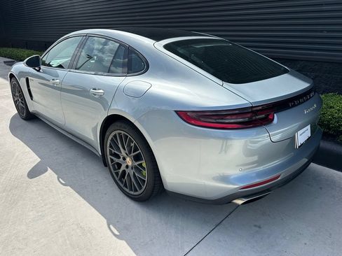 Certified 2018 Porsche Panamera 4 AWD/4WD image 3