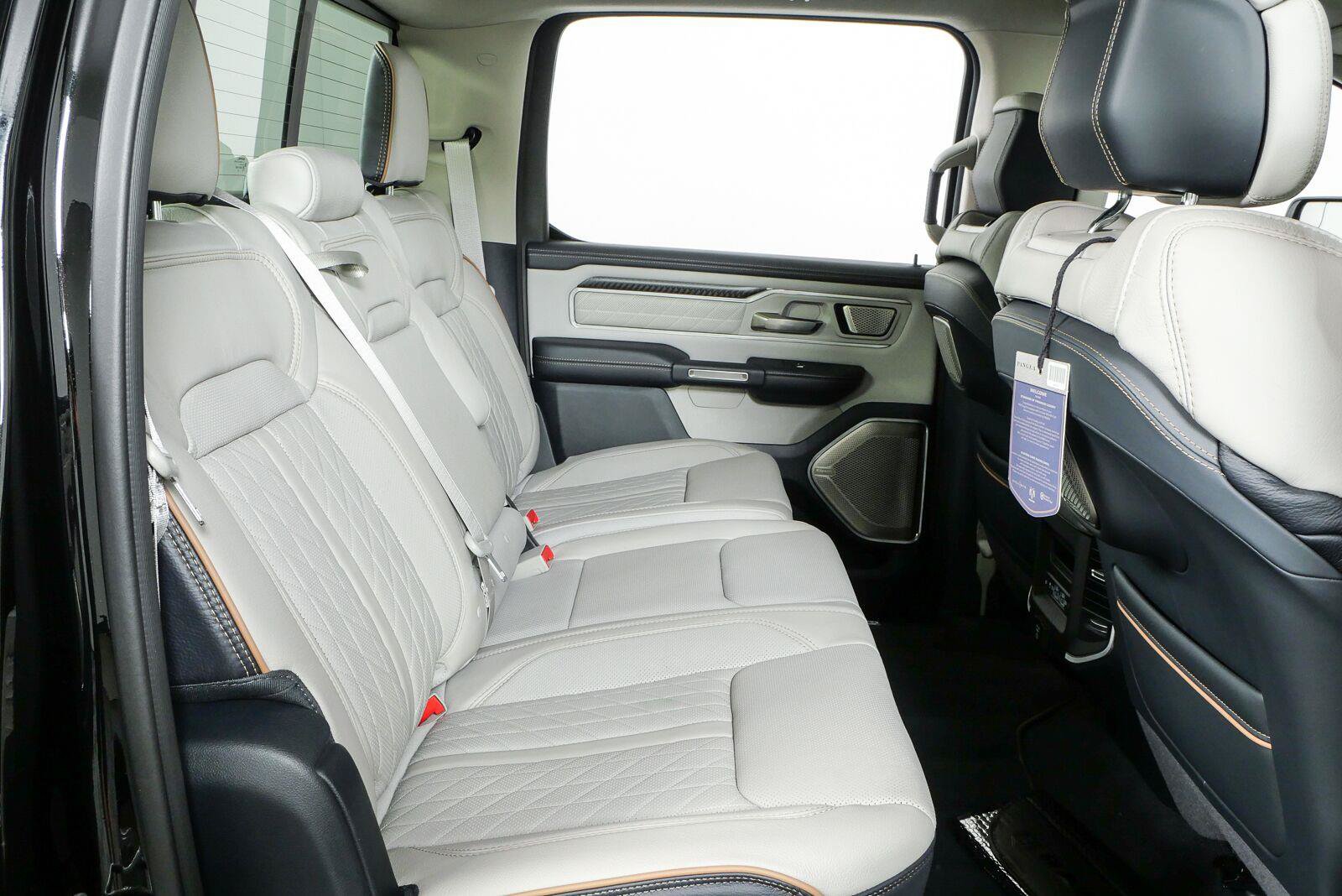 Used 2025 RAM 1500 Tungsten AWD/4WD image 23