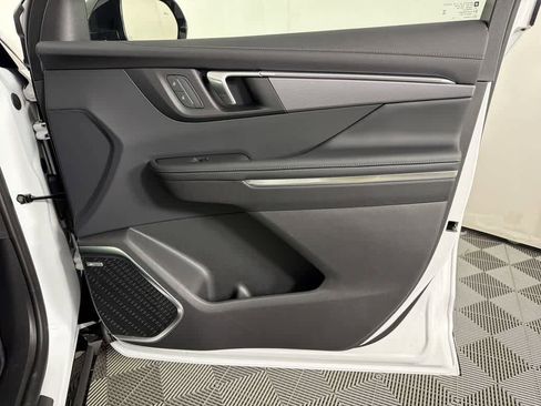 New 2026 Buick Enclave Sport Touring w/ Power Package image 23