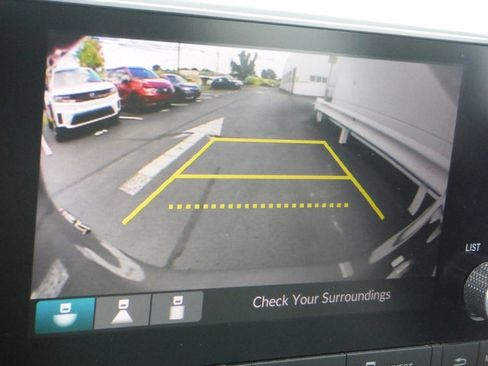 Used 2023 Honda HR-V LX image 20