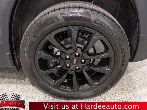 Used 2026 GMC Terrain Elevation w/ Elevation Premium Package FWD image 10