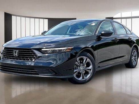 Used 2023 Honda Accord EX image 1