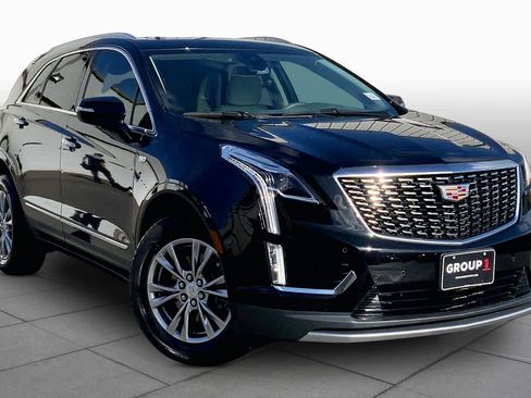 Used 2023 Cadillac XT5 Premium Luxury FWD image 3