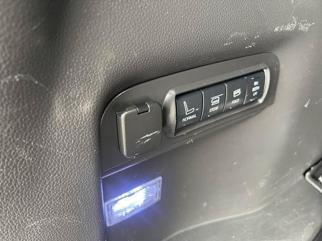 Used 2015 Ford Explorer Sport AWD/4WD image 10