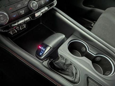 Used 2025 Dodge Durango GT AWD/4WD image 18