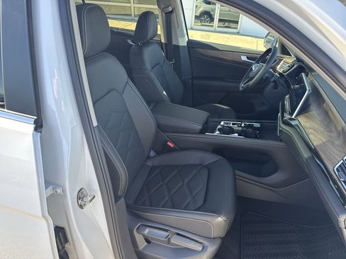 New 2026 Volkswagen Atlas SE image 29