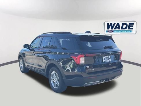 New 2026 Ford Explorer Active w/ Active Comfort Package image 7