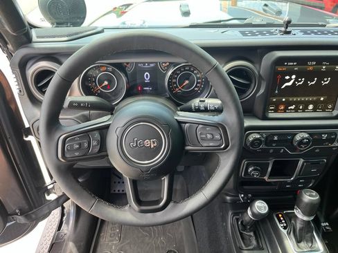 Used 2023 Jeep Wrangler Unlimited Sport w/ Xtreme 35 Tire Package AWD/4WD image 10
