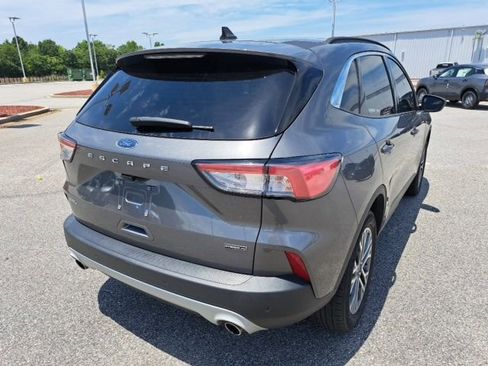 Used 2021 Ford Escape SEL w/ Technology Package AWD/4WD image 9