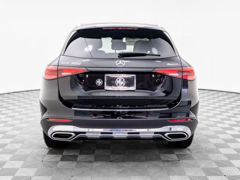 New 2025 Mercedes-Benz GLC 300 4MATIC image 4