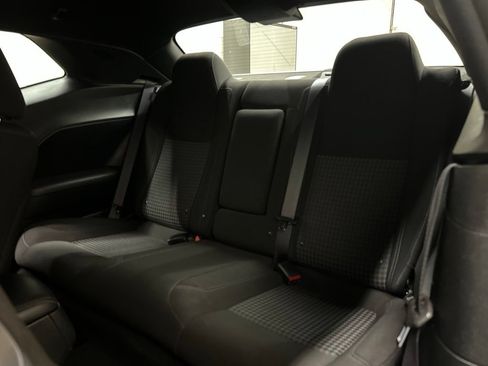 Used 2023 Dodge Challenger SXT RWD image 8