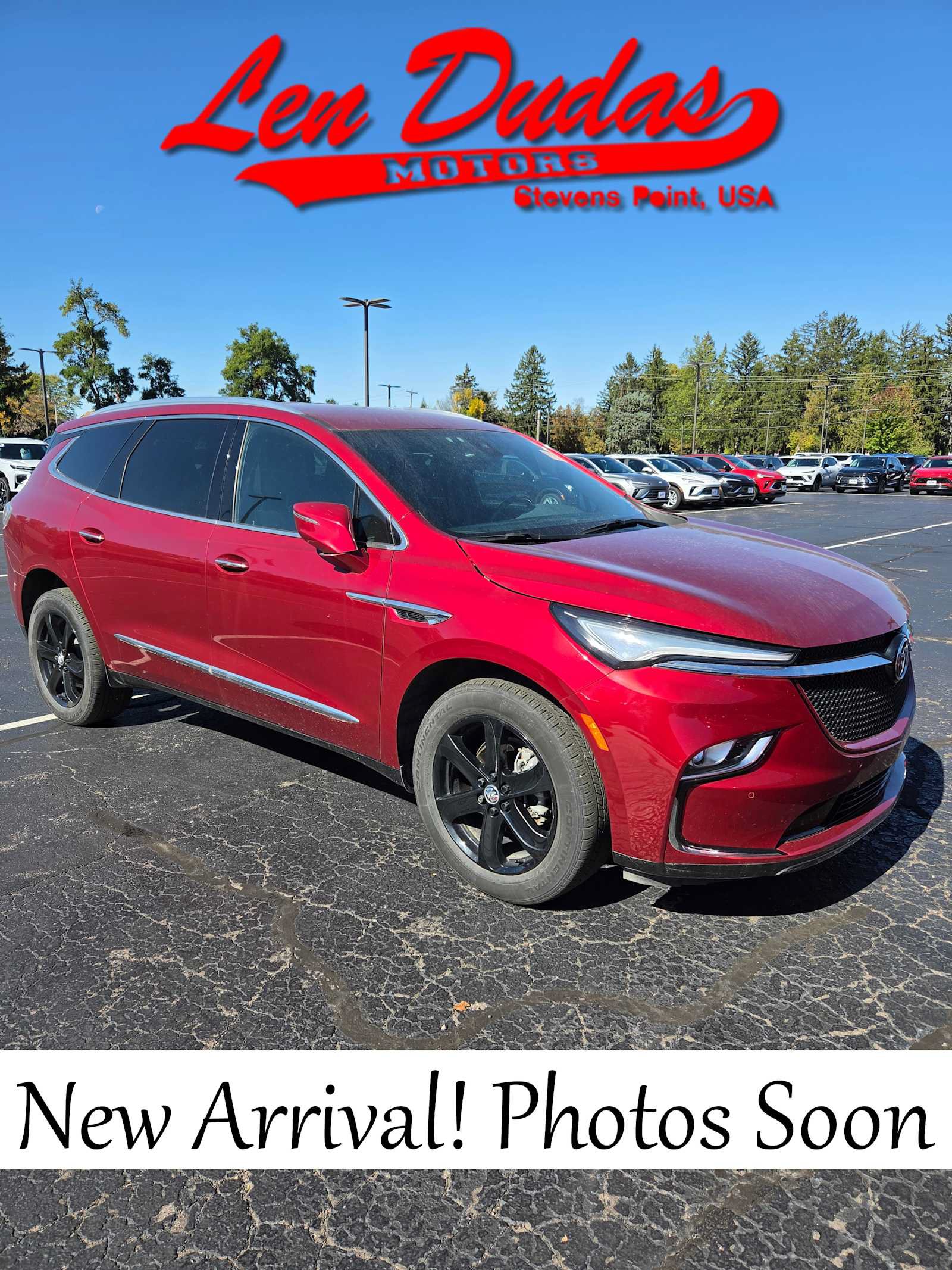 Used 2024 Buick Enclave Essence w/ Sport Touring Edition AWD/4WD image 1