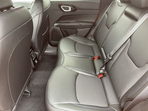 New 2026 Jeep Compass Latitude AWD/4WD image 14