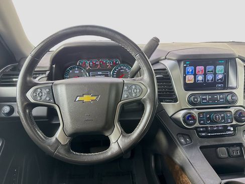 Used 2019 Chevrolet Tahoe LT w/ LT Signature Package AWD/4WD image 28