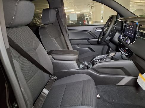 Used 2026 GMC Canyon Elevation w/ Convenience Package RWD image 6