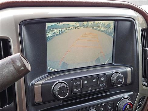 Used 2016 Chevrolet Silverado 1500 High Country RWD image 16