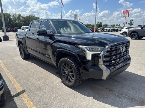 Used 2023 Toyota Tundra Platinum AWD/4WD image 3