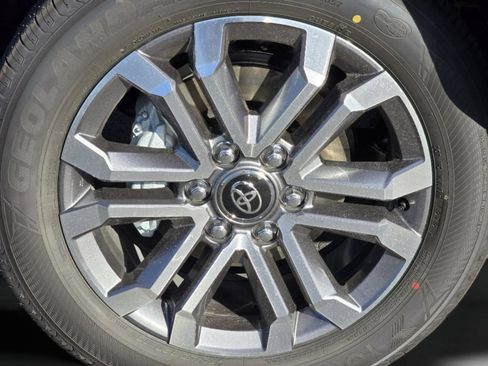 New 2026 Toyota 4Runner Limited AWD/4WD image 25
